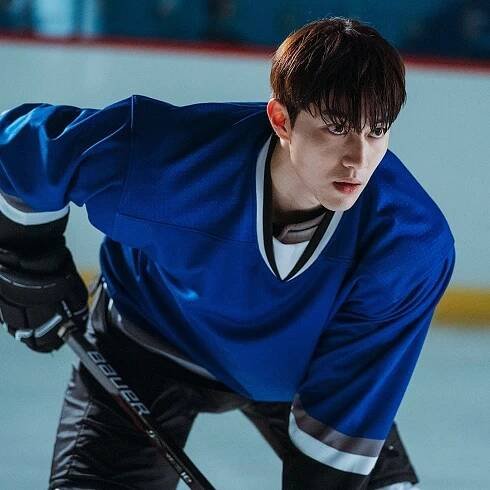 Kwak Dong Yeon 10