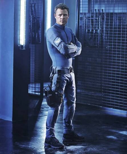 Christopher Egan - Dominion - Promo