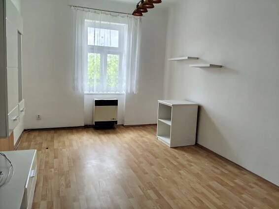 Nájemní smlouva na dobu neurčitou za odstupné, 1+1, Praha 6 Břevnov | Reality.iDNES.cz 