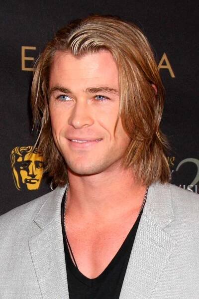 Layered Long Chris Hemsworth Haircut