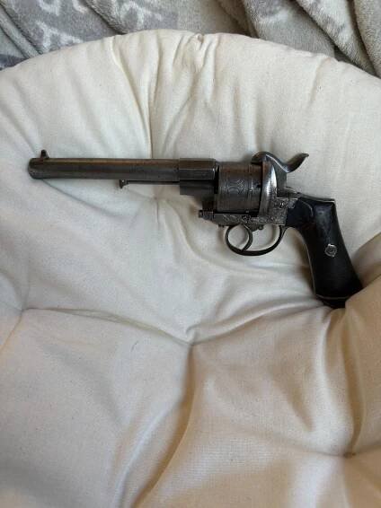 Historický velký revolver  lefaucheux  lefoš ráže 11 mm - Sběratelské zbraně