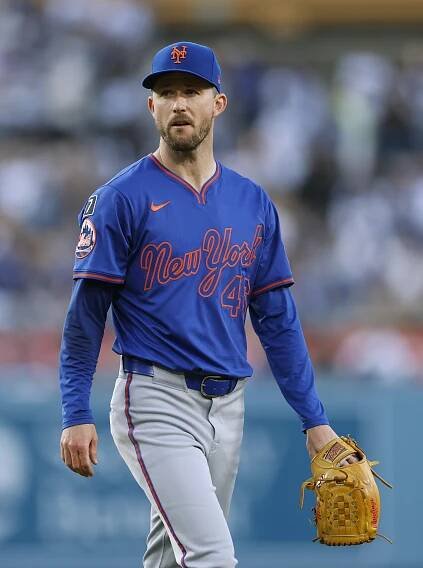New York Mets pitcher Griffin Canning #46.