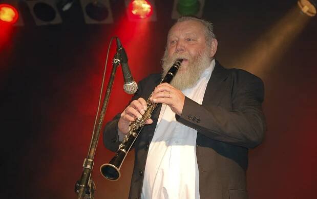 Ivo Pešák z Banjo Bandu: Dvakrát si vzal stejnou ženu, zvládl i 20 piv denně. Na konci života byl velmi nemocný