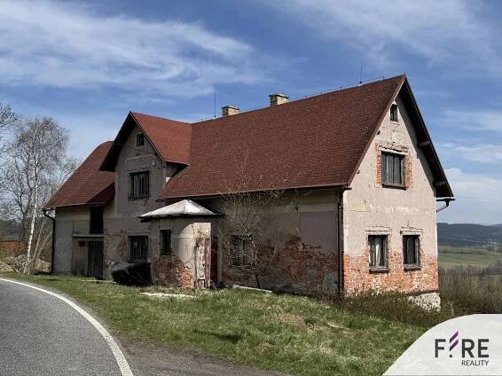 Prodej rodinného domu 250 m², pozemek 1948 m², Hodkovice nad Mohelkou - Záskalí