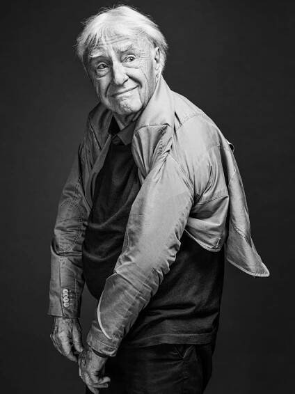 Der Kabarettist Emil Steinberger im Interview ohne Worte - SZ Magazin
