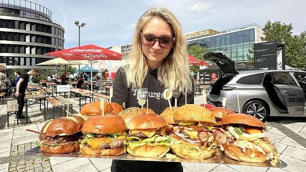 Burger Street Festival veze Hodonínu burger přímo na míru v limitované edici
