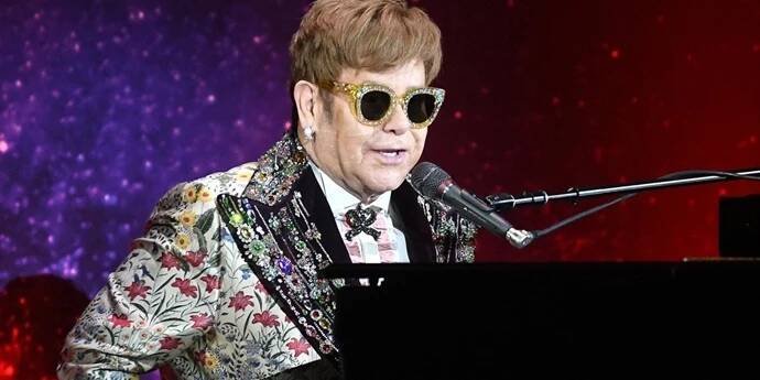 Elton John: Hudební ikona s talentem od boha. Co všechno o něm nevíte?