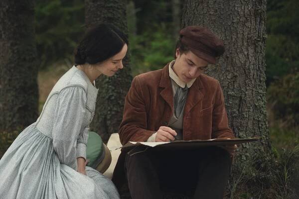 Recenze: Seriál s Geislerovou rozbíjí iluzi, že Němcová byla oběť a její muž tyran