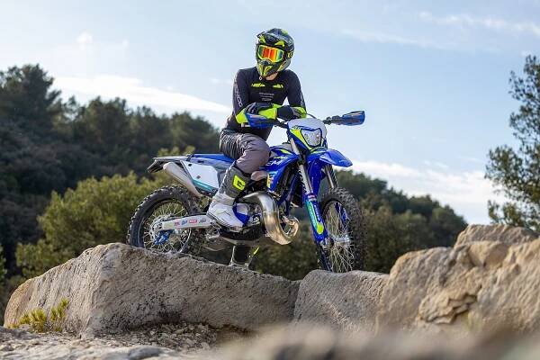 300 SE XTREM 2025 :: SHERCO