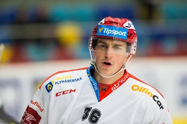 Mountfield HK, a.s. | Fotogalerie | Hráč | Lukáš Vopelka
