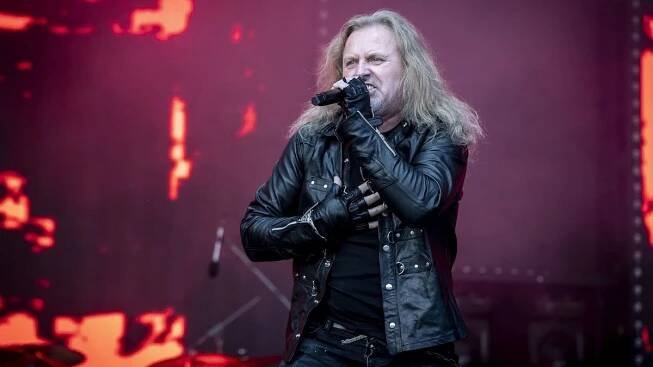 RECENZE: Kabát slavil, tahal trumfy i ponoukal diváky - Novinky