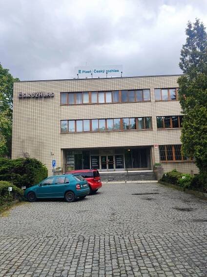 Plzeňský rozhlas - Sdílený studentský byt Plzeň přímo od majitele. Spolubydlení. Když se v Plzni řekne.