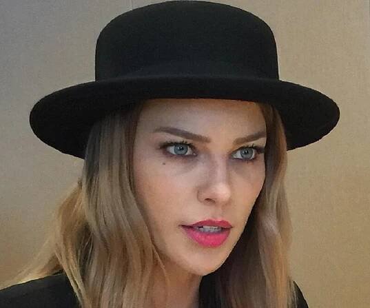 Lauren German Biography - Facts, Childhood, Family Life & Achievements