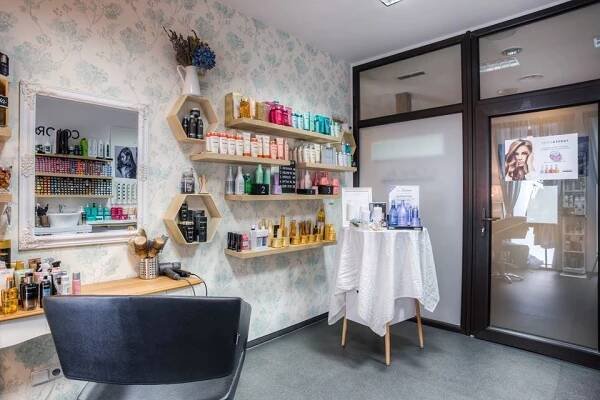 Vlasové studio Lucie Linková | Salon Expert