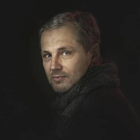 ANDREJ ŠEBAN PREDSTAVUJE SVOJU EXPERIMENTÁLNU TVORBU NA TROJALBUME TRIPLET