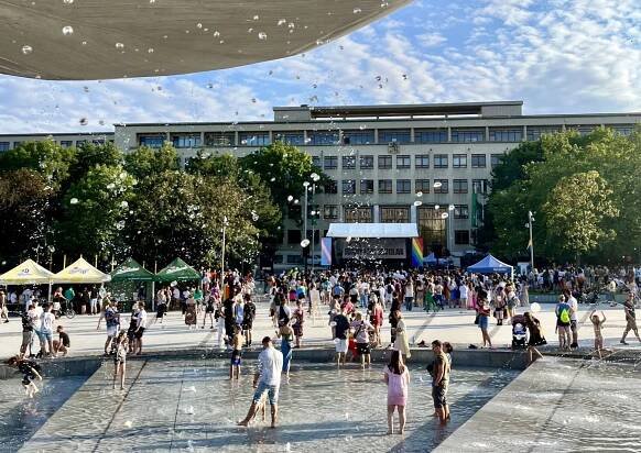 CE ZA AR – priestor pre architektúru Slovenská komora architektov - Urban Market