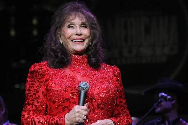 Loretta Lynn