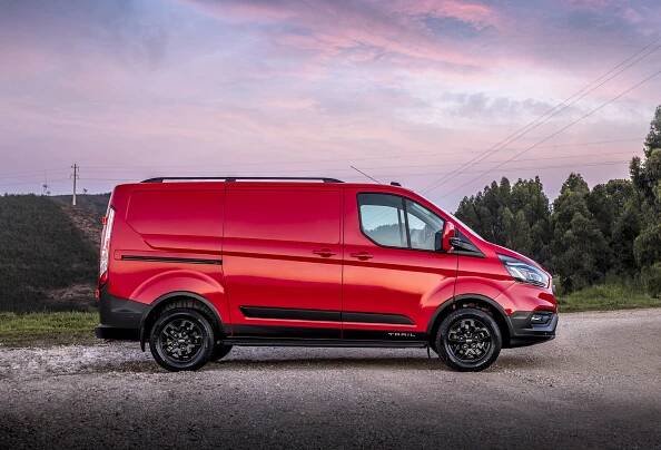 Ford spravil Transit a Tourneo na terénny štýl - AutoGrip