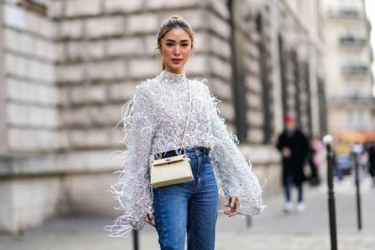 10 White Outfits That Will Take Your Fashion Game To The Next Level 3