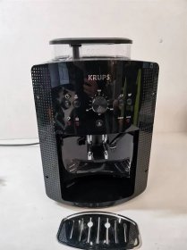 Automatický kávovar KRUPS EA810870 Essential Roma - Malé elektrospotřebiče