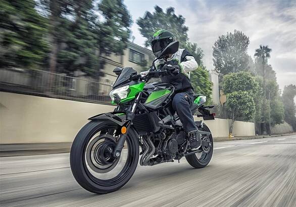 2023 Z400 • Kawasaki Ireland (K.D.I)