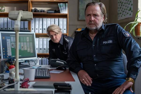 Morden auf Öd – Ein Insel-Krimi - Tag der Abrechnung - Z filmu - Detlev Buck, Steffen Münster