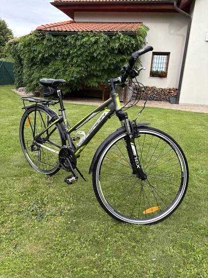 Městské/crossové kolo Superior RX610L, rám velikosti S za 6 000 Kč