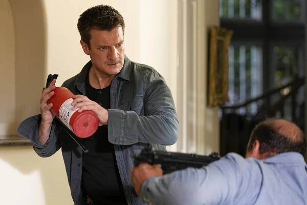 Zelenáč - Tři role - Z filmu - Nathan Fillion