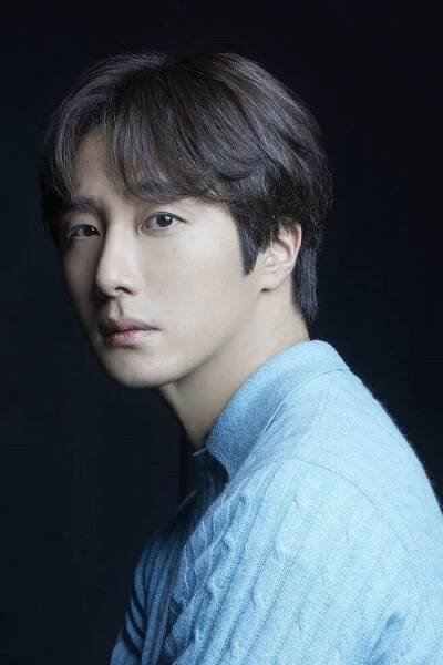 Jung Il Woo: Nežiju v celibátu a rád bych se konečně oženil - Asianstyle