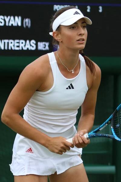 Elina Avanesjanová