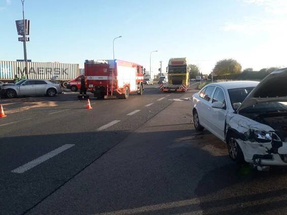 K dopravní nehodě dvou osobních automobilů vyjela ve svém městě… | POŽÁRY.cz - ohnisko žhavých zpráv | hasiči aktuálně