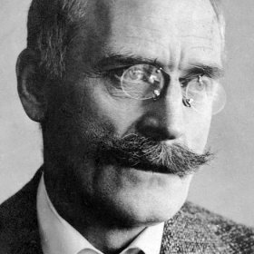 With Mysteries, Knut Hamsun rewrote the novel's rules