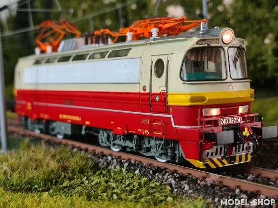 Modelová Galéria » Domáce koľajisko | MODELY-VLACKU.CZ 