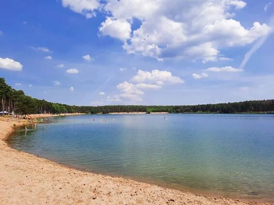 Jezero Lhota