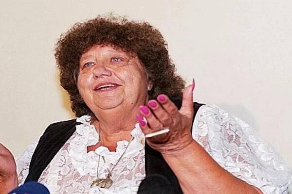 Helena Růžičková jako malá holčička! Poznáte ji? V dospělosti vážila 220 kilo, přesto měla řadu milenců