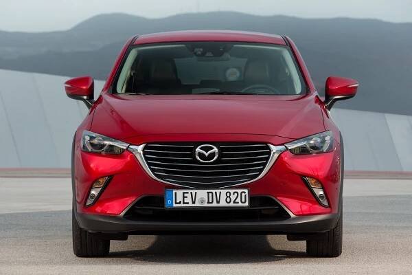 Mazda CX-3: Podrobné specifikace vozidel & Interaktivní nástroj pro srovnání