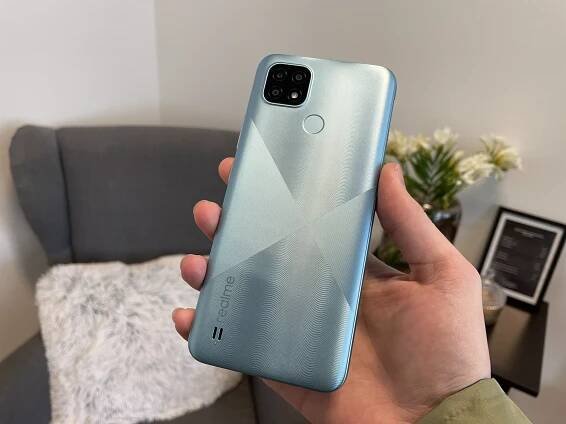 realme C21 recenze: překvapivě dobrý telefon s výdrží