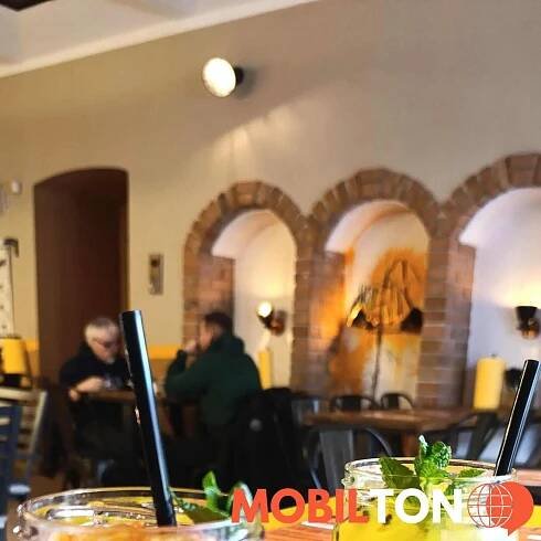 Bistro Rezavá - Dlouhá 211/10 - bistro v dlouhá 211/10