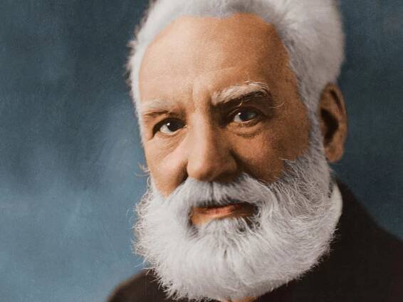Alexander Graham Bell: 5 Facts on the Father of the Telephone