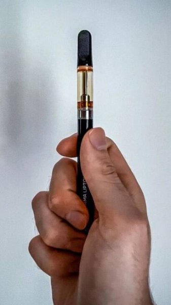 Predaj HHC v automatoch skončí. Látku majú zaradiť na zoznam nelegálnych drog