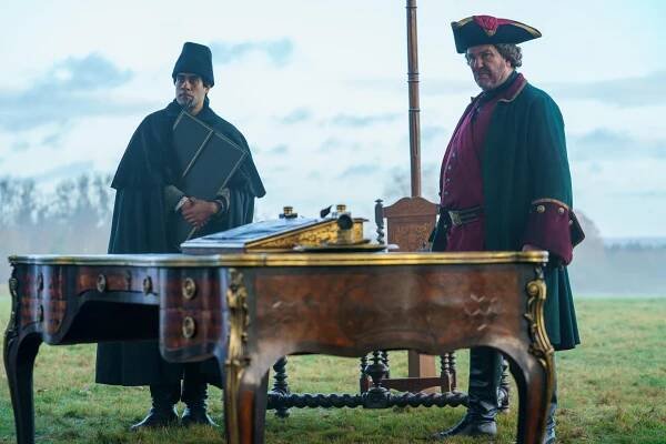 Veliká - Série 2 - Hlava jsem já - Z filmu - Sacha Dhawan, Douglas Hodge