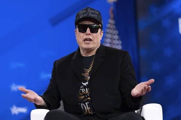 Musk zakládá novou politickou stranu Amerika. Vrátí vám svobodu, slibuje