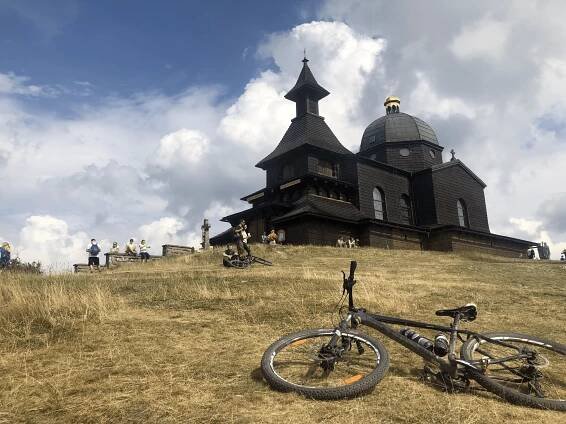 Cyklistický výšlap na Radhošť a ještě dál - Nohy na cestách