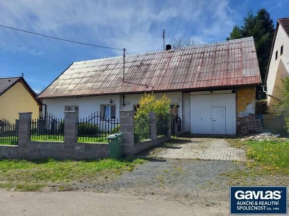 Dům 3 + 1 s volnou půdou, garáží a pozemky 891 m2 - Kovčín, okres Klatovy | Reality.iDNES.cz 