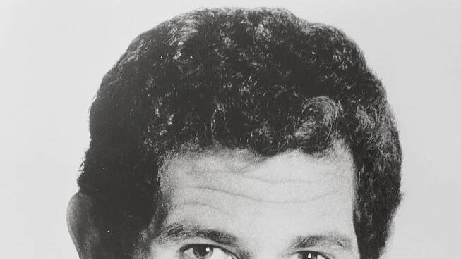 Tony Roberts