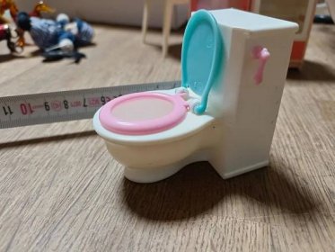 Miniatury pokojíček pro panenky záchod