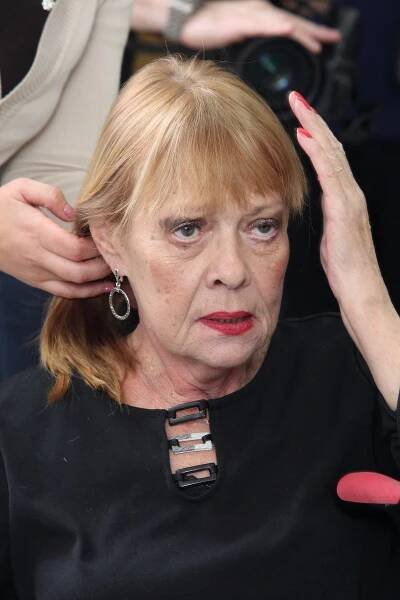 Odložila vozík, a už běhá jen s hůlkou: Jana Šulcová už je po operaci kyčle z nejhoršího venku