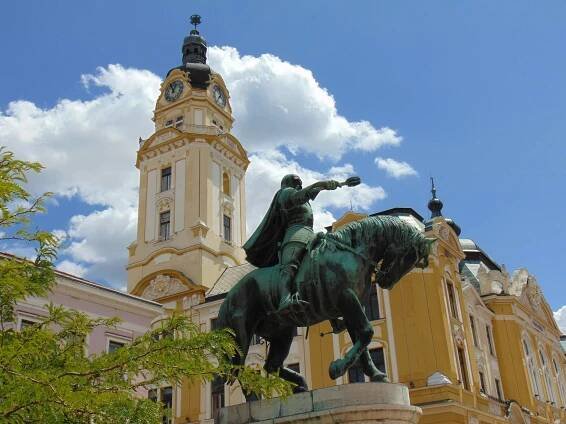 Pécs