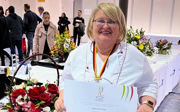 Cukrářka Marie Motlová získala na olympiádě za koš s květy bronz. Je škoda, že na přípravu jsem měla jen 10 dnů, říká