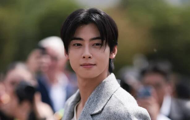 astro cha eun-woo